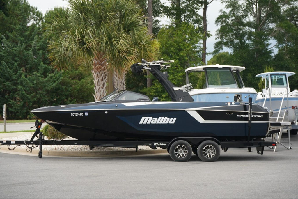 2023 Malibu Boats 24 MXZ in cedar point NC