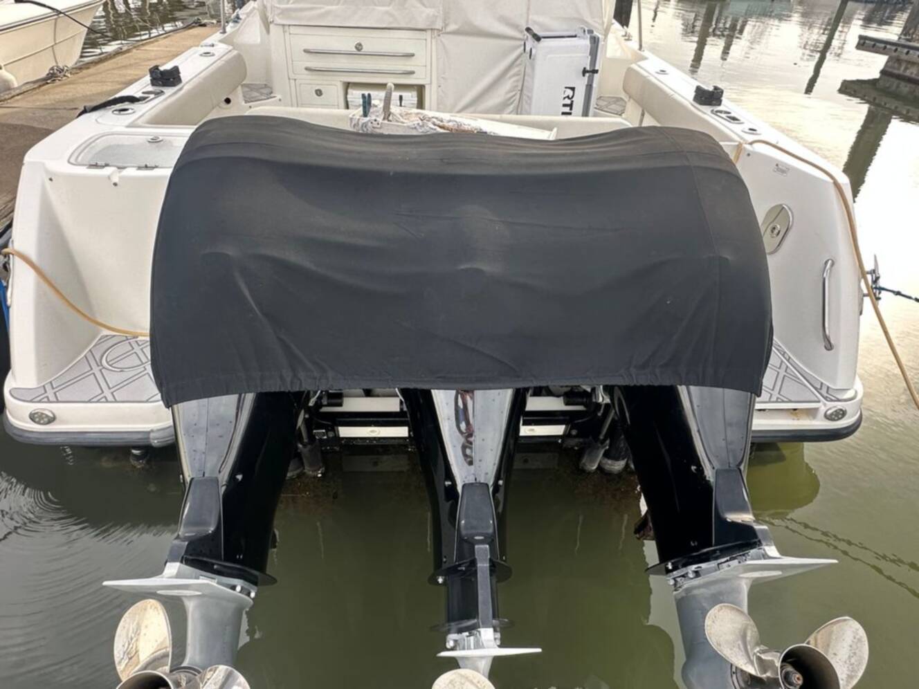 A photo of this 2017 Boston Whaler 345 Conquest