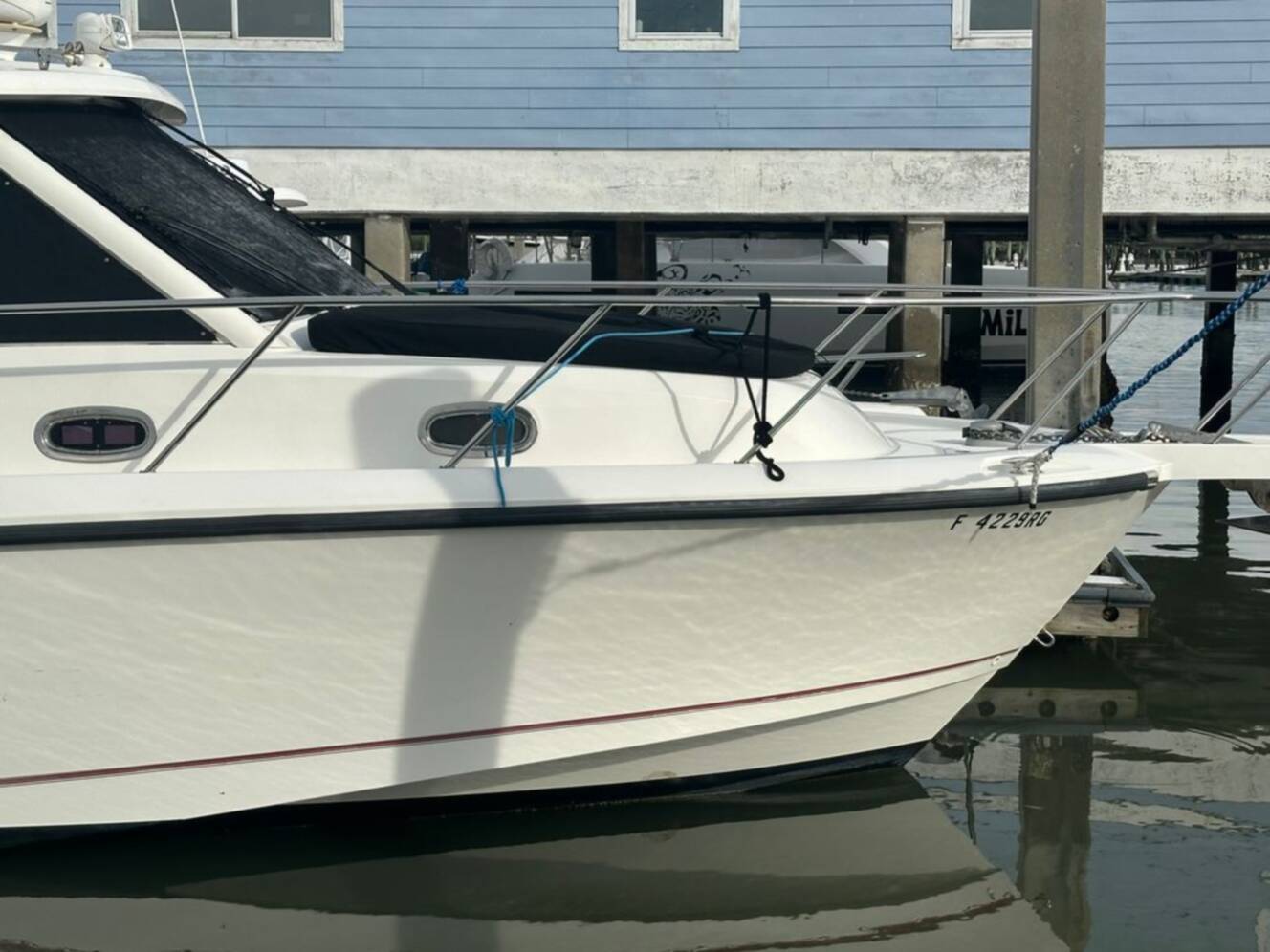 A photo of this 2017 Boston Whaler 345 Conquest