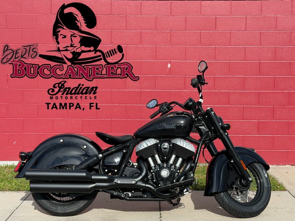 2026 Indian Motorcycle® CHIEF VINTAGE, BLACK METALLIC VINTAGE LE in Tampa, FL