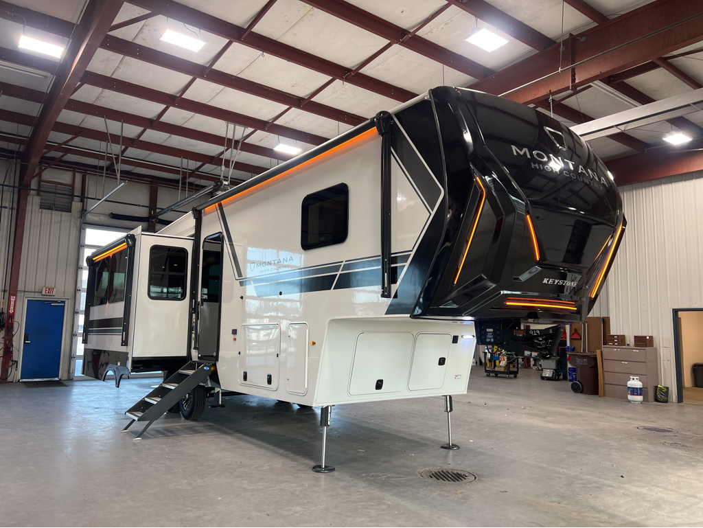 2026 Keystone Montana High Country 290RL in muskegon MI