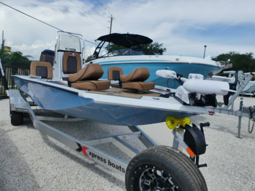 2027 Xpress XCLUSIVE XR21 BAY in bradenton FL