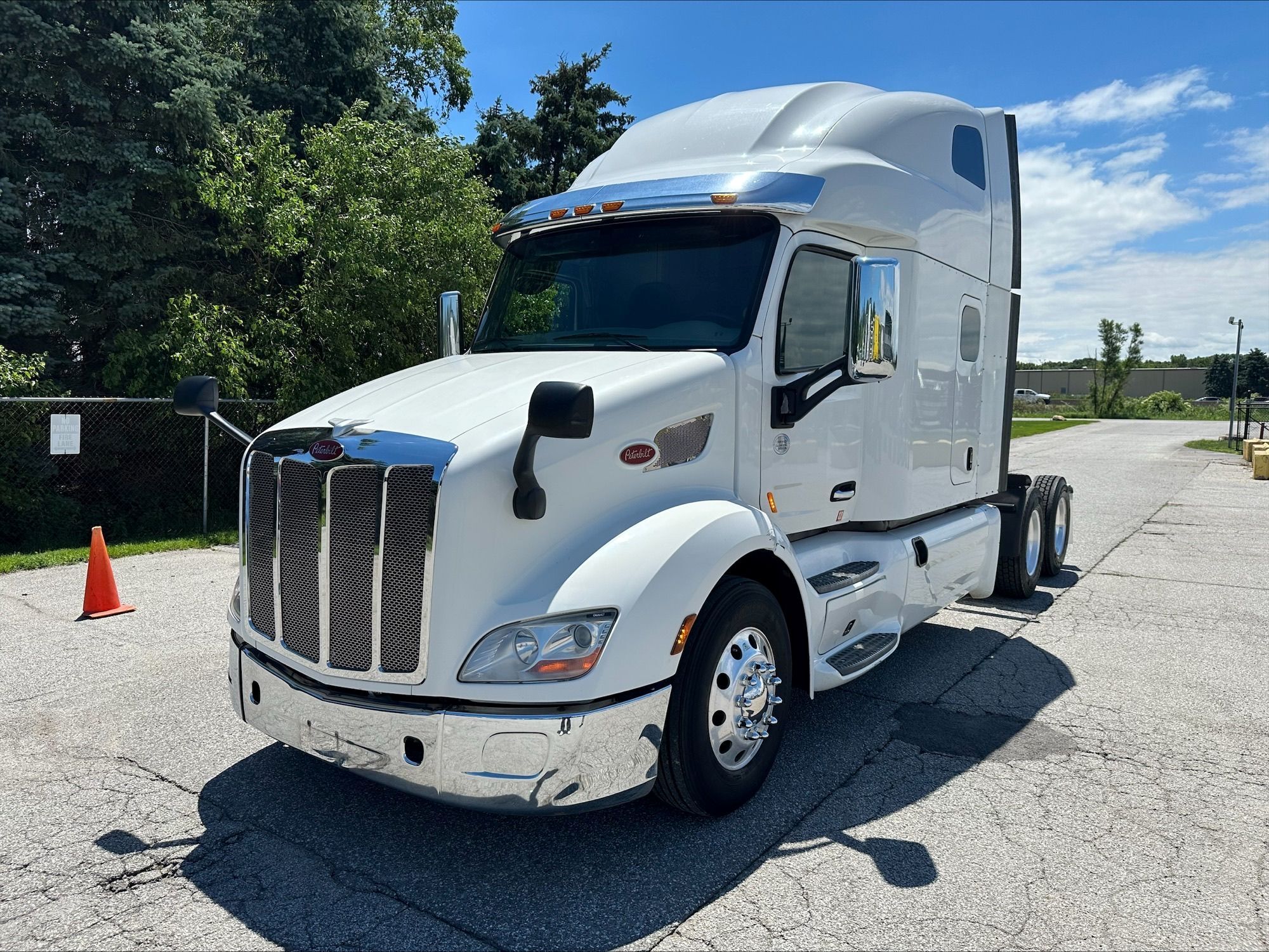 2019 PETERBILT 579 in Portage, IN