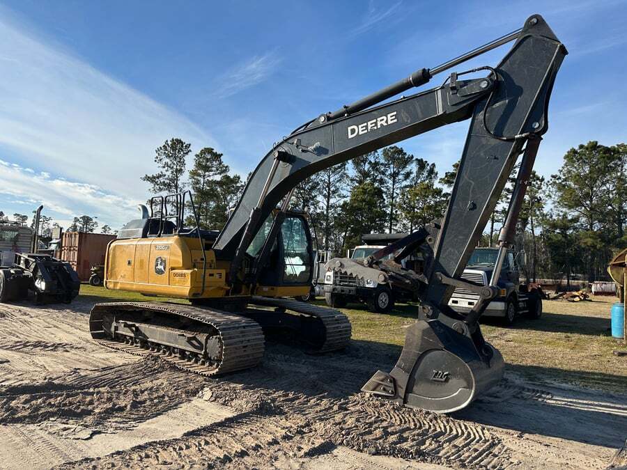 2022 John Deere 210G LC in Valdosta, GA