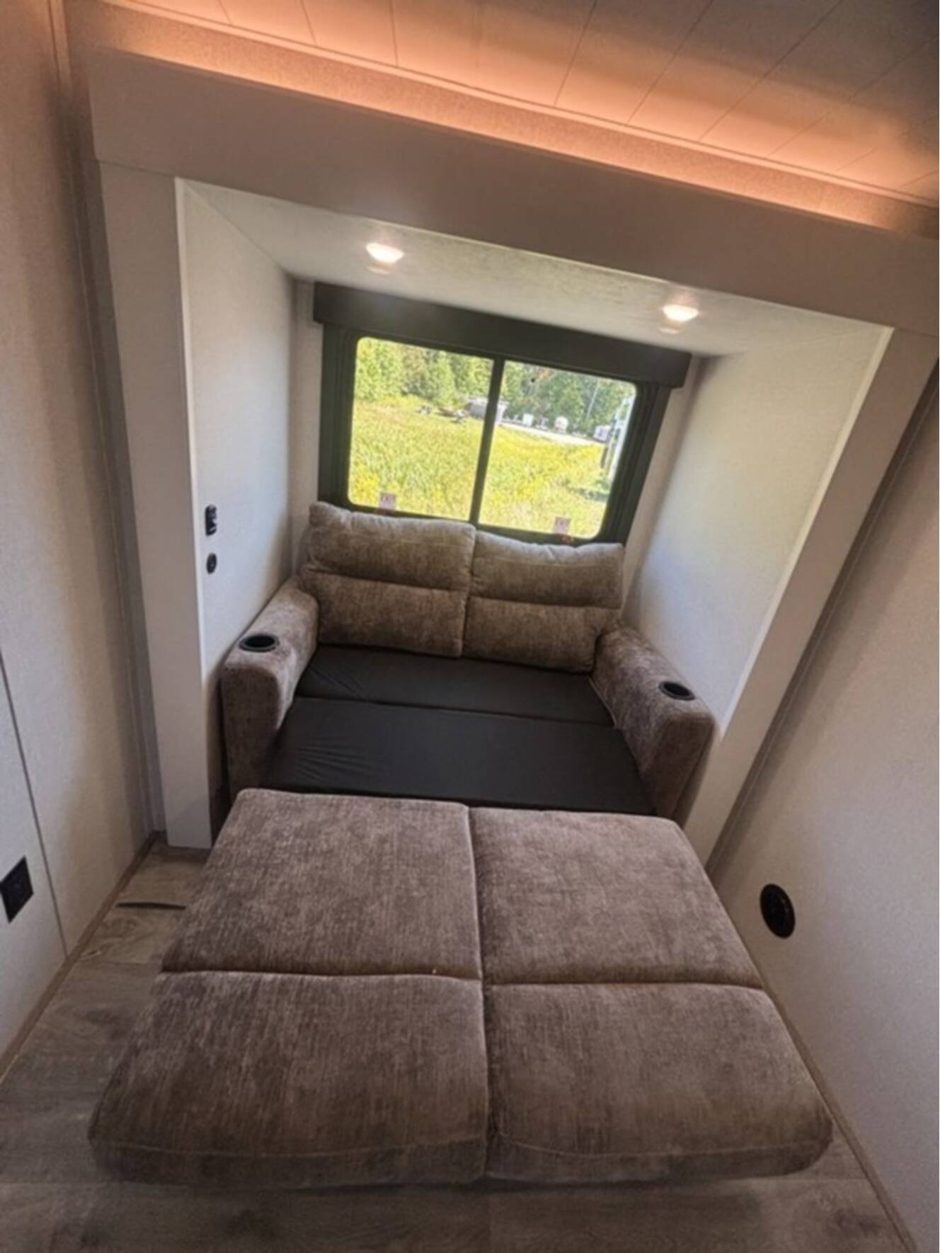 A photo of this 2026 Jayco Fifth Wheels Eagle 355MBQS