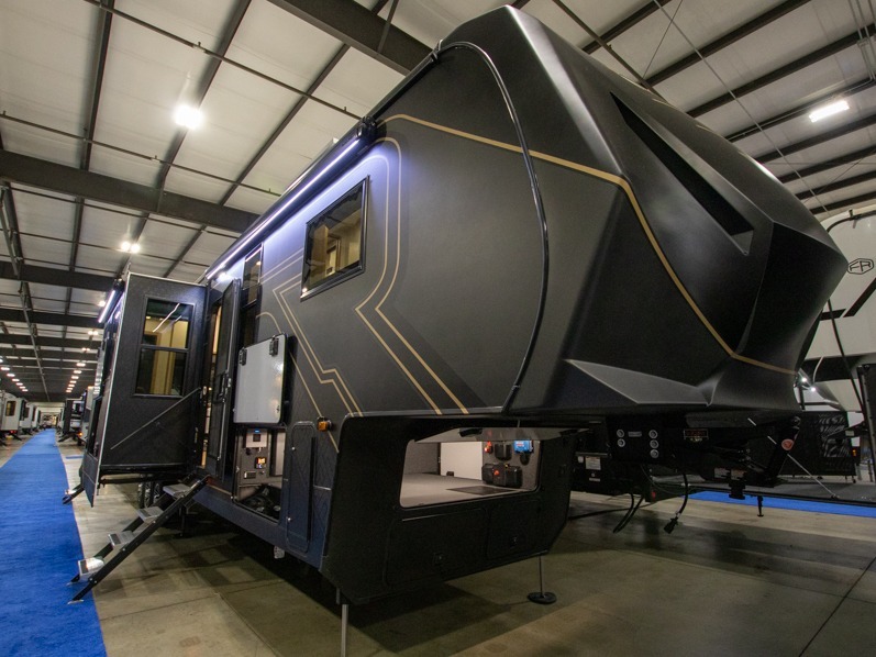 2025 Keystone Raptor 415 in grand rapids MI