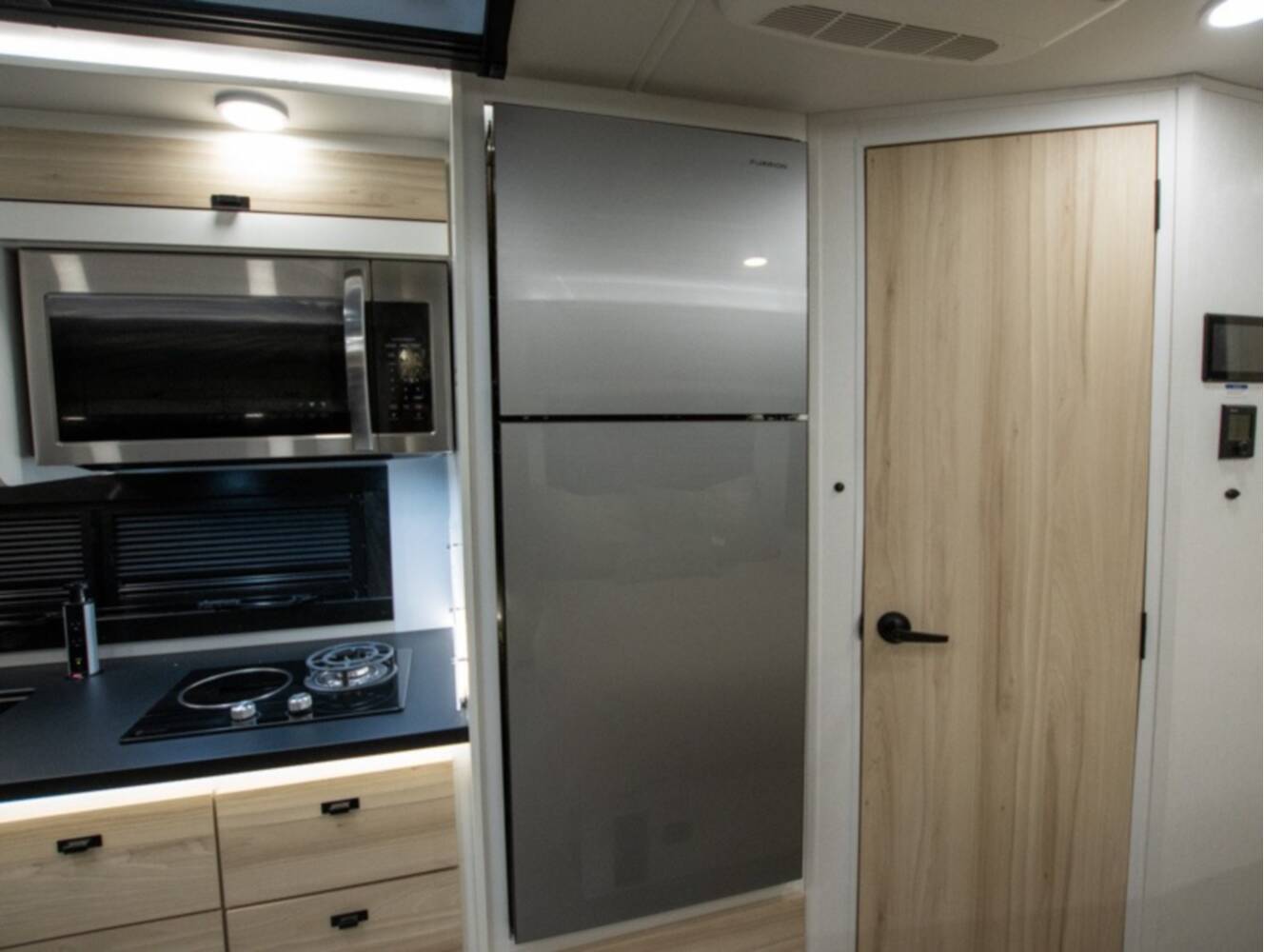 A photo of this 2026 Jayco Melbourne Prestige 25LP