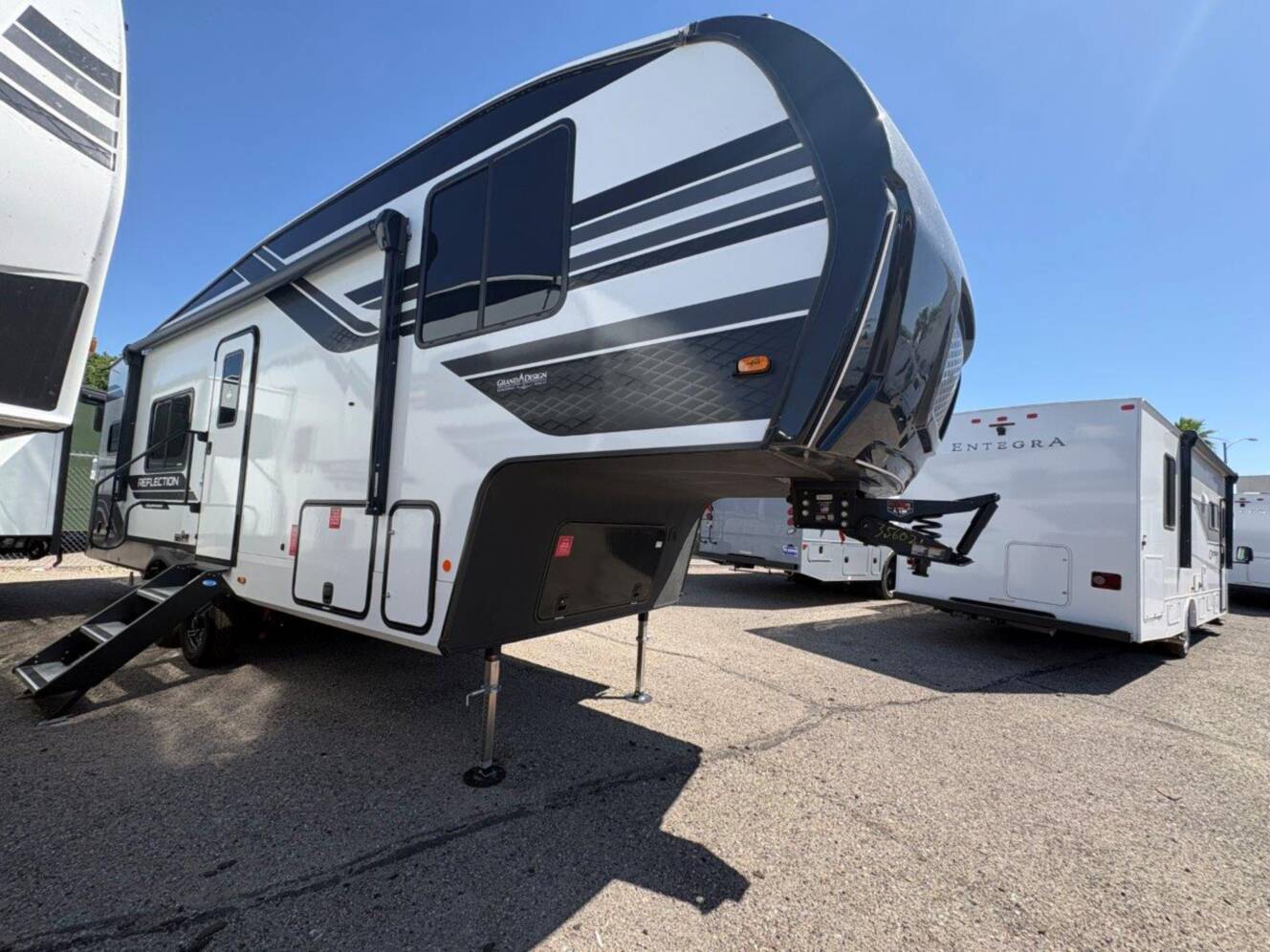 A photo of this 2026 Forest River Salem Cruise Lite 273QBXL