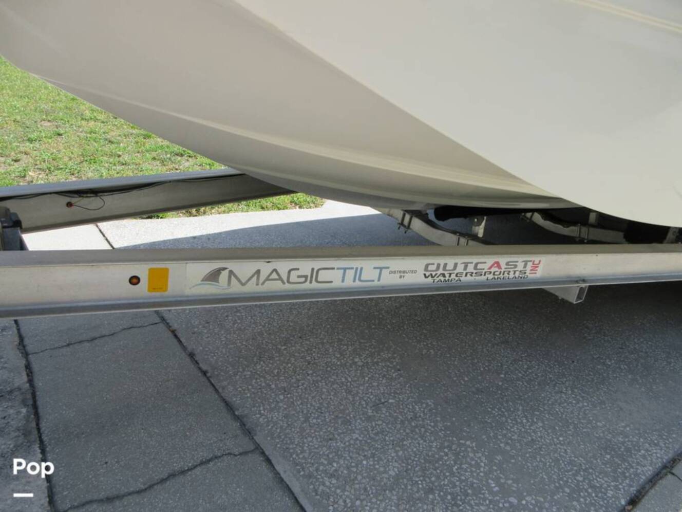 A photo of this 2021 Starcraft SVX210 DC