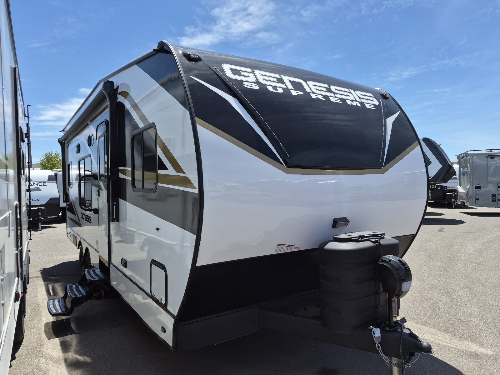 2027 Genesis Supreme Genesis Supreme 2215SSXL in sparks NV