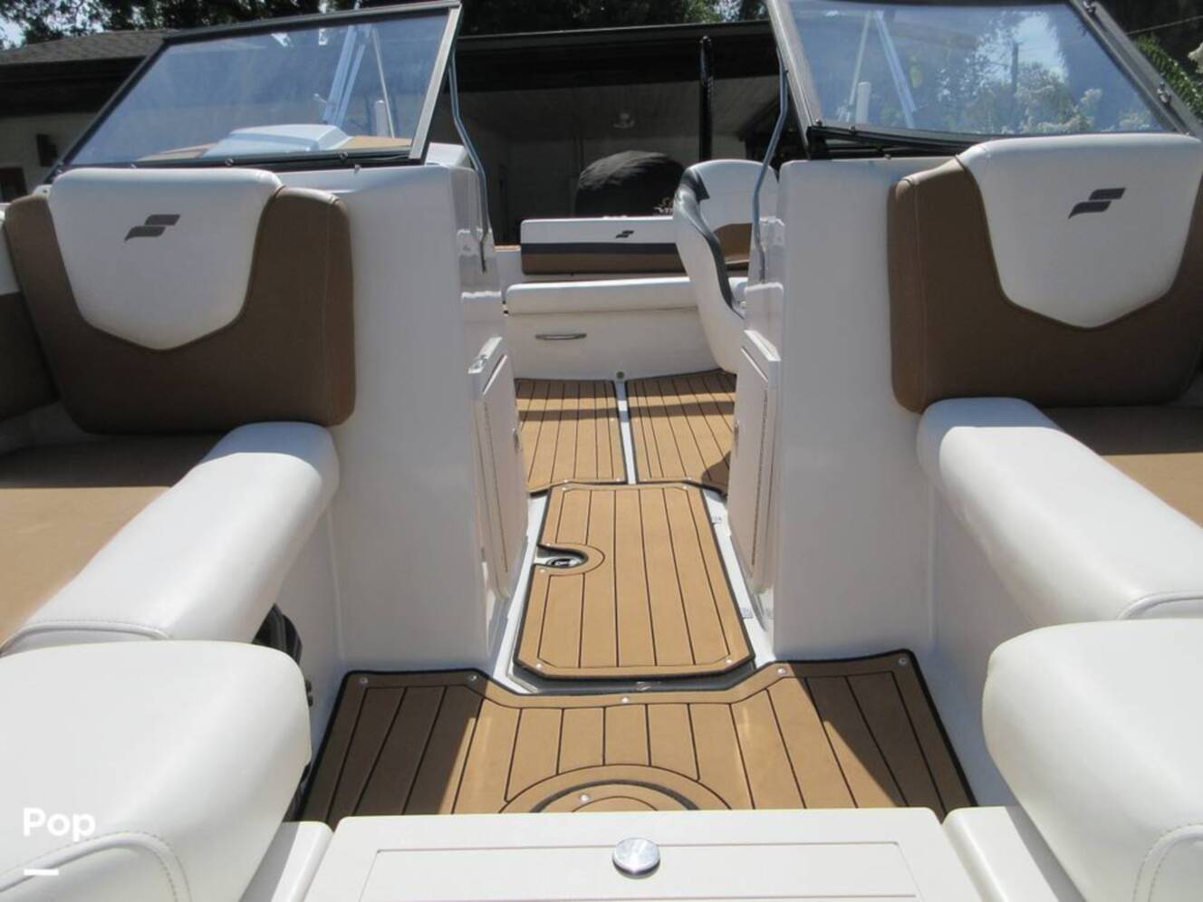 A photo of this 2021 Starcraft SVX210 DC