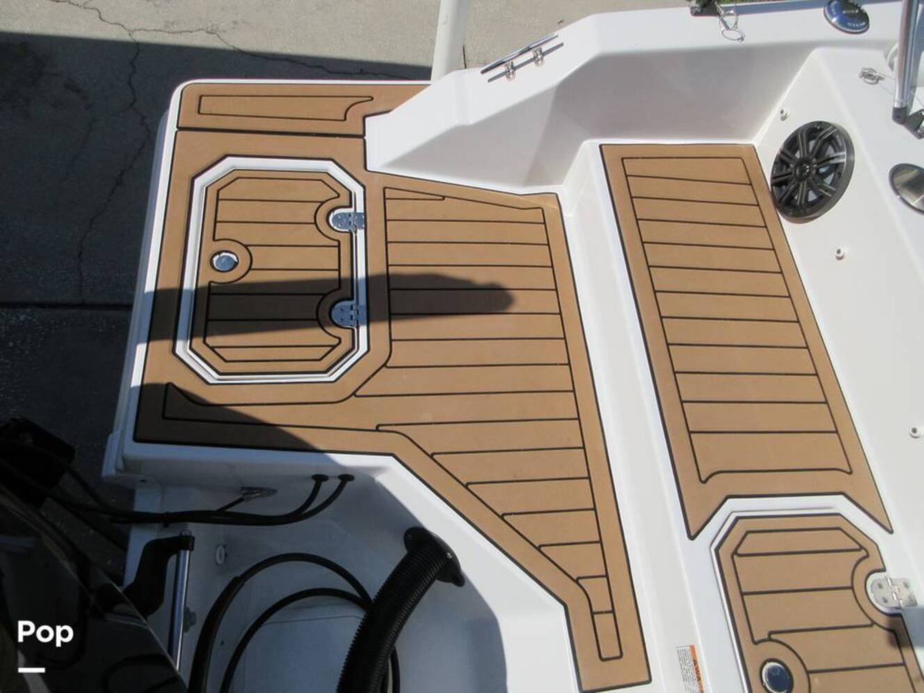 A photo of this 2021 Starcraft SVX210 DC
