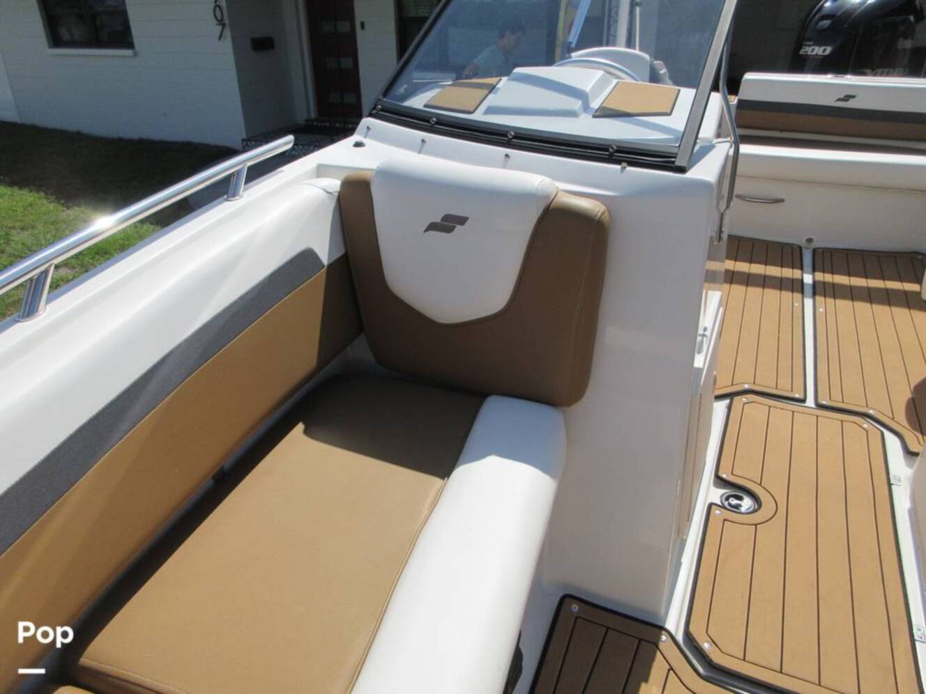 A photo of this 2021 Starcraft SVX210 DC
