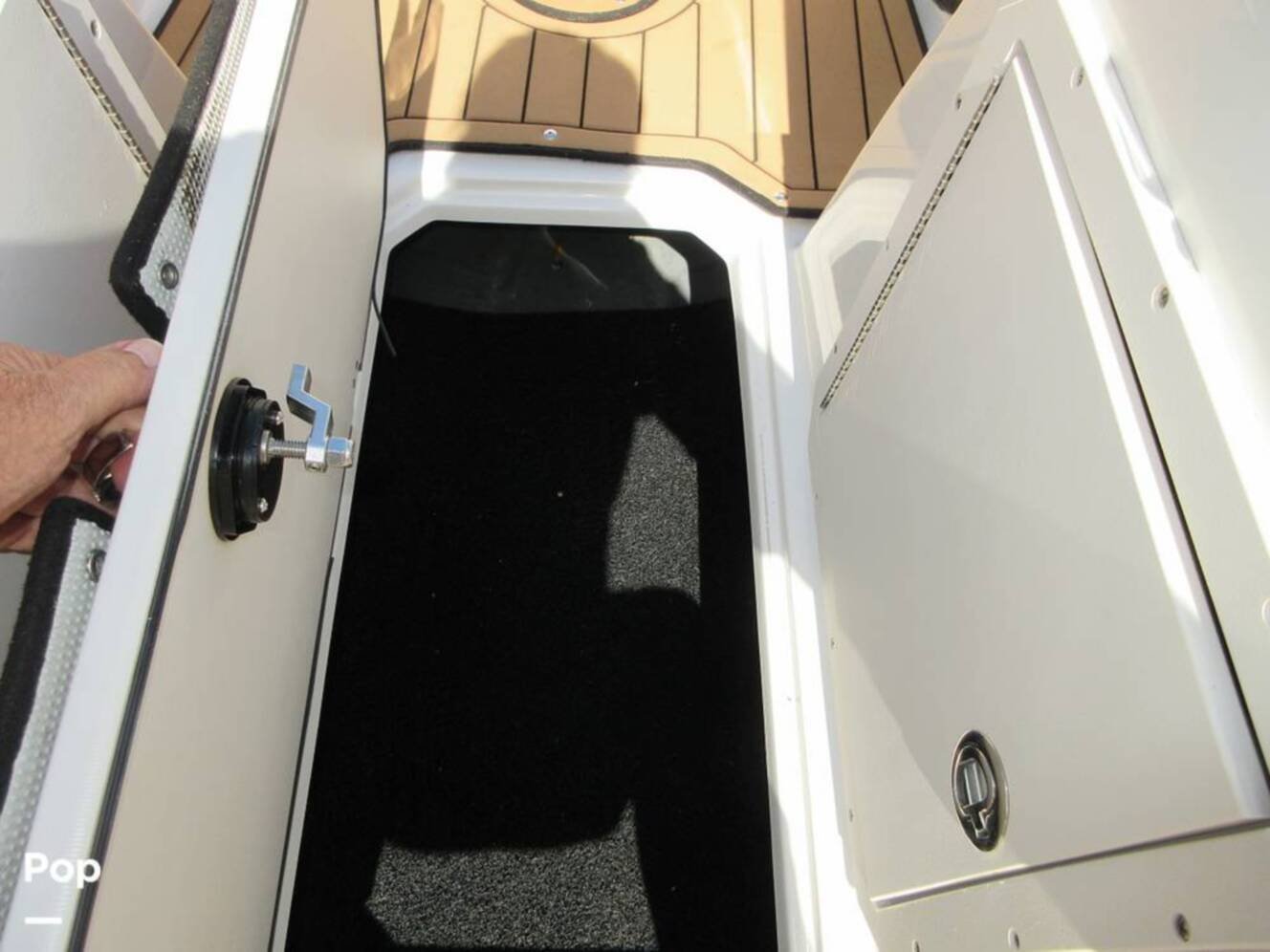 A photo of this 2021 Starcraft SVX210 DC