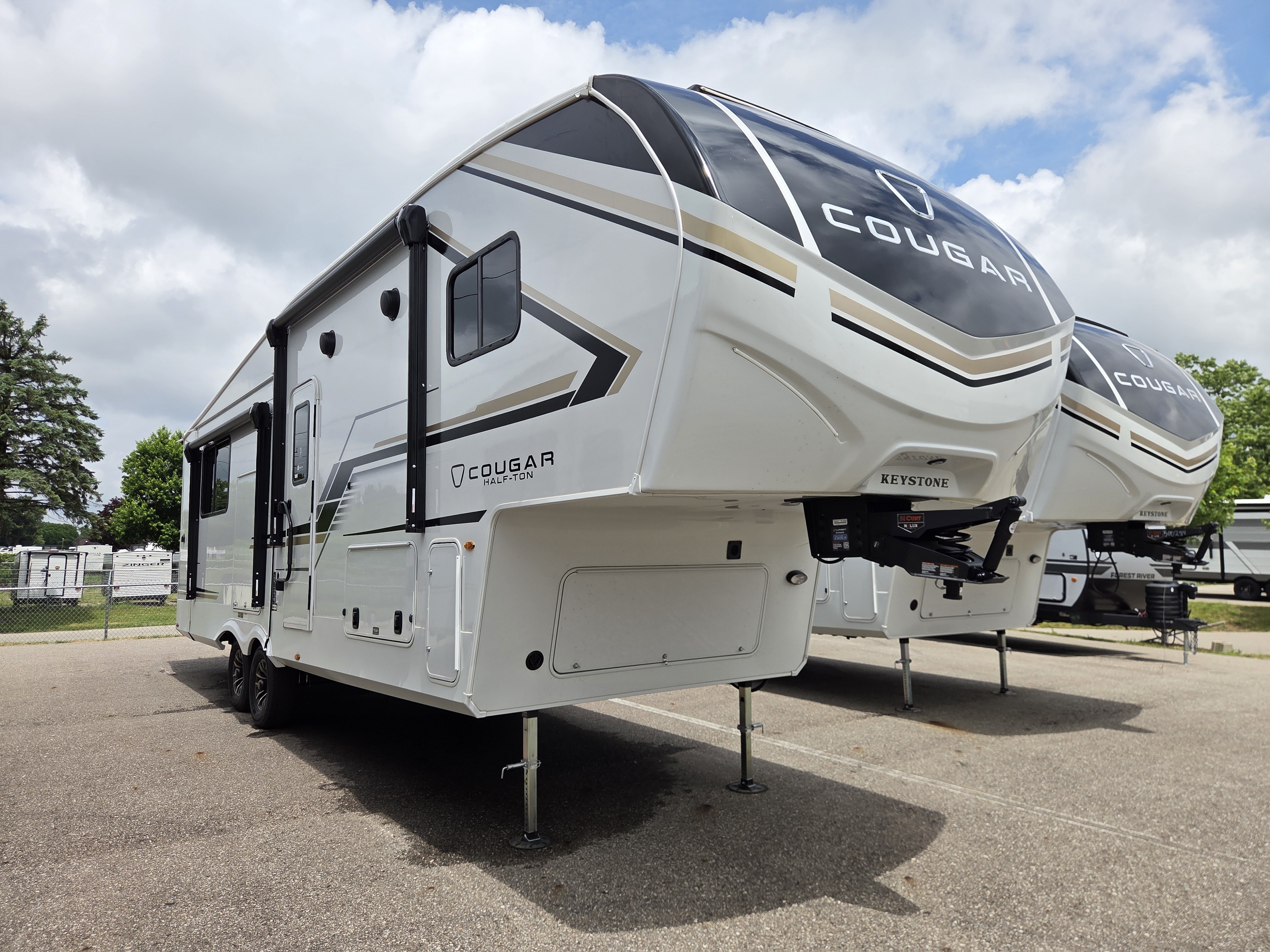 2026 Grand Design Momentum MAV 27MAV in fife WA