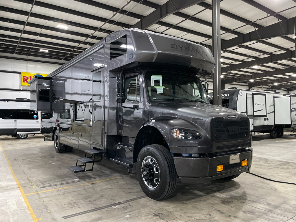 2027 Dynamax DX3 34KD in grand rapids MI