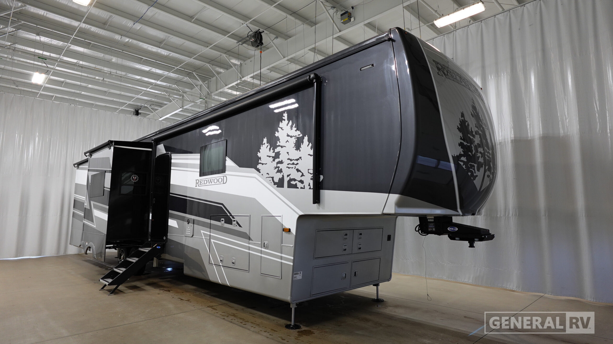 2027 Crossroads Rv REDWOOD 401LK in north canton OH