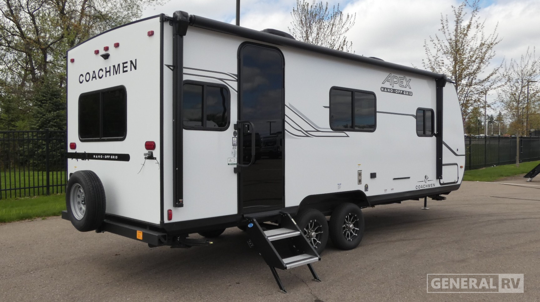 New 2026 Coachmen Apex Nano 213RDS For Sale in Clarkston, MI