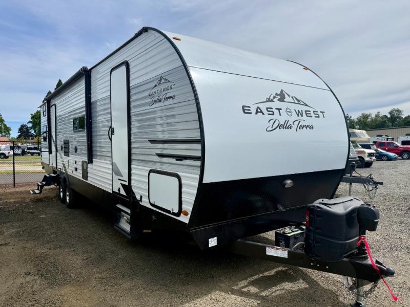 2022 Forest River Rv EAST TO WEST 312BH in junction city OR