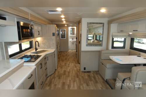 2027 Thor Motor Coach PASADENA 38DX in north canton OH