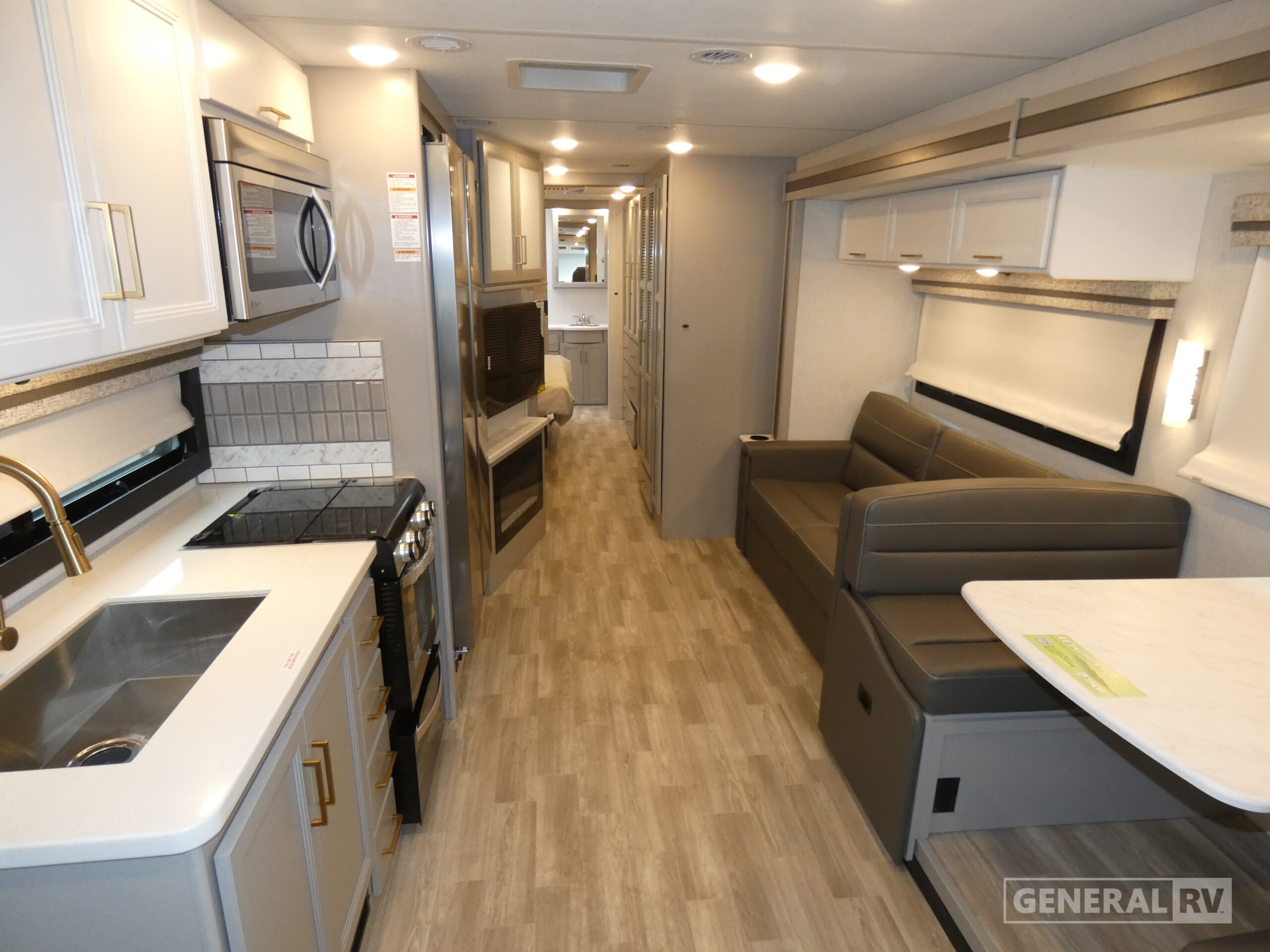 2026 Thor Motor Coach WINDSPORT 35G in brownstown MI