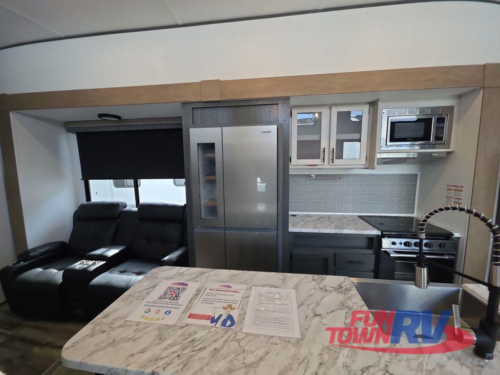 2024 Dutchmen Rv Aspen Trail 421LOFT in mineola TX