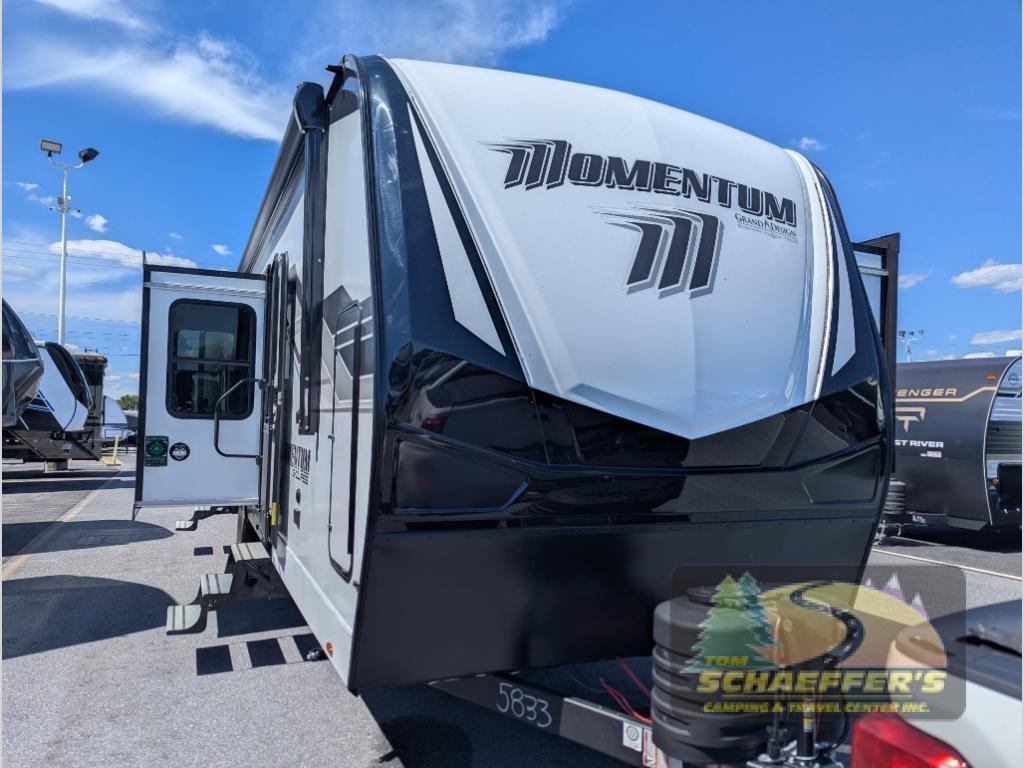2027 Grand Design Momentum G-Class 31G in shoemakersville PA