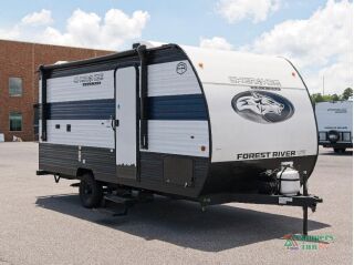 2025 FOREST RIVER CHEROKEE WOLF PUP 16LP