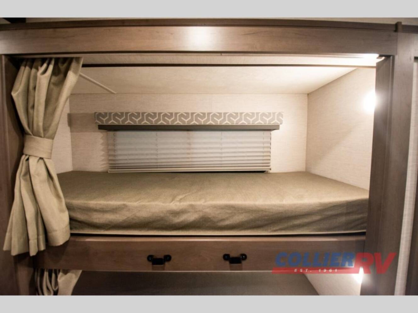 A photo of this 2024 Thor Motor Coach Freedom Traveler A32