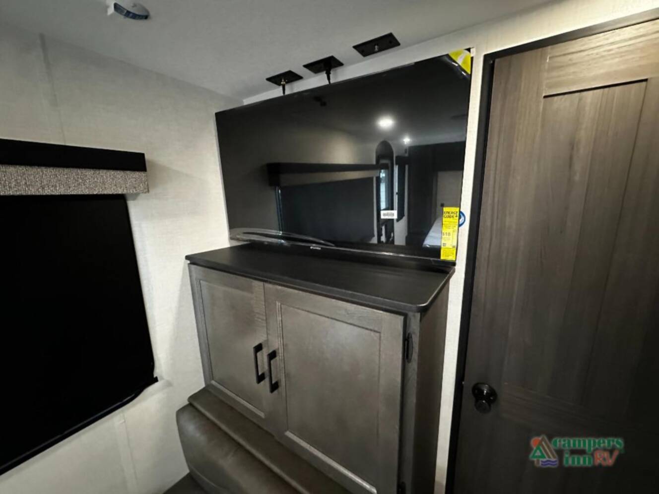 A photo of this 2026 Venture Rv Stratus 200VRB