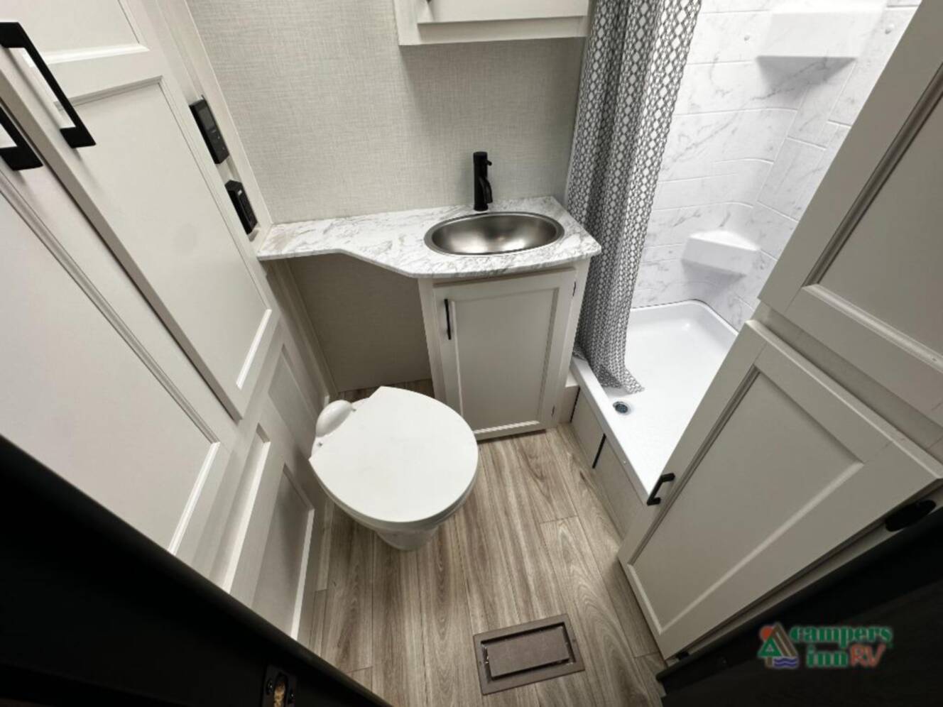 A photo of this 2026 Venture Rv Stratus 200VRB