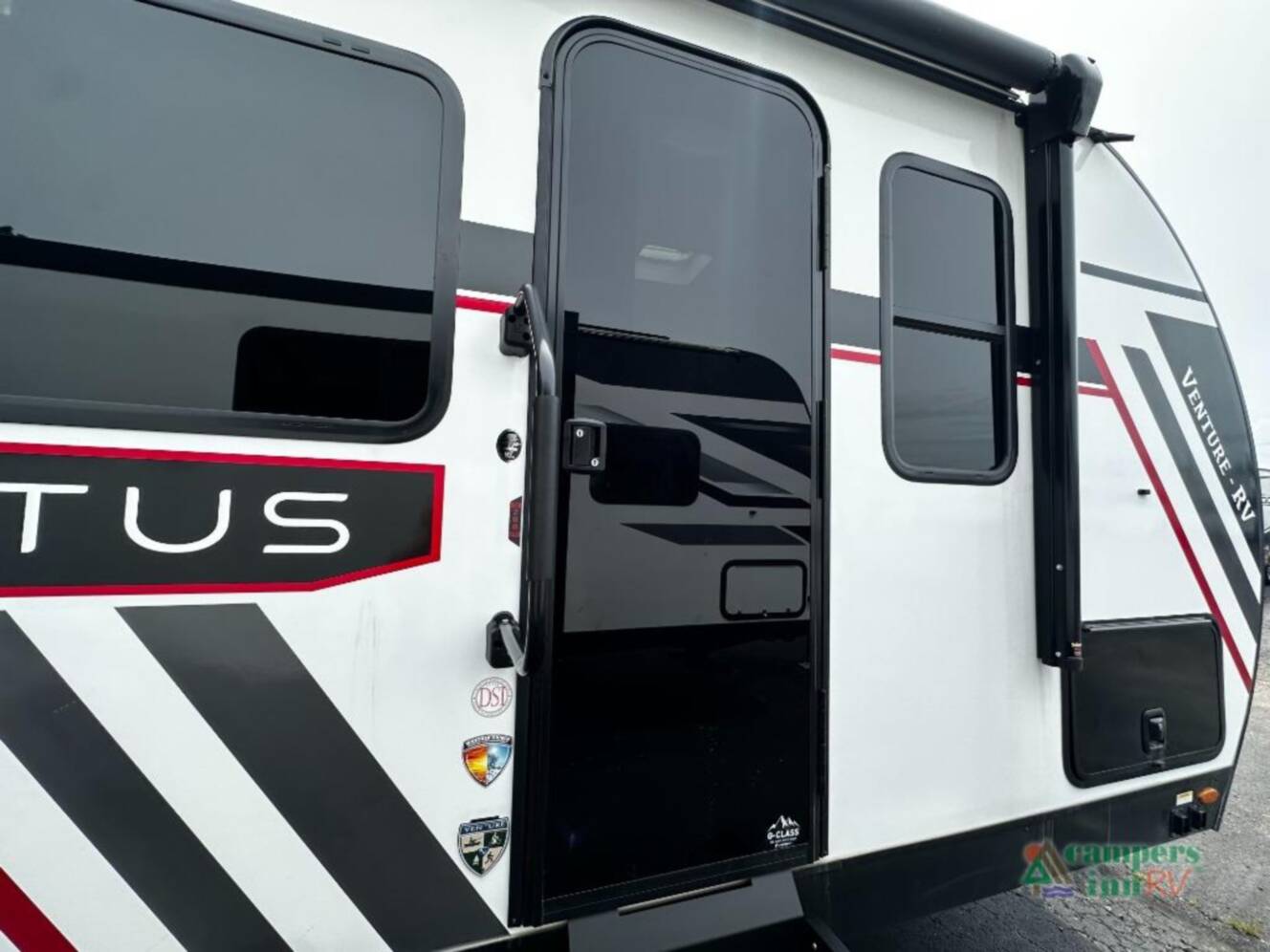 A photo of this 2026 Venture Rv Stratus 200VRB