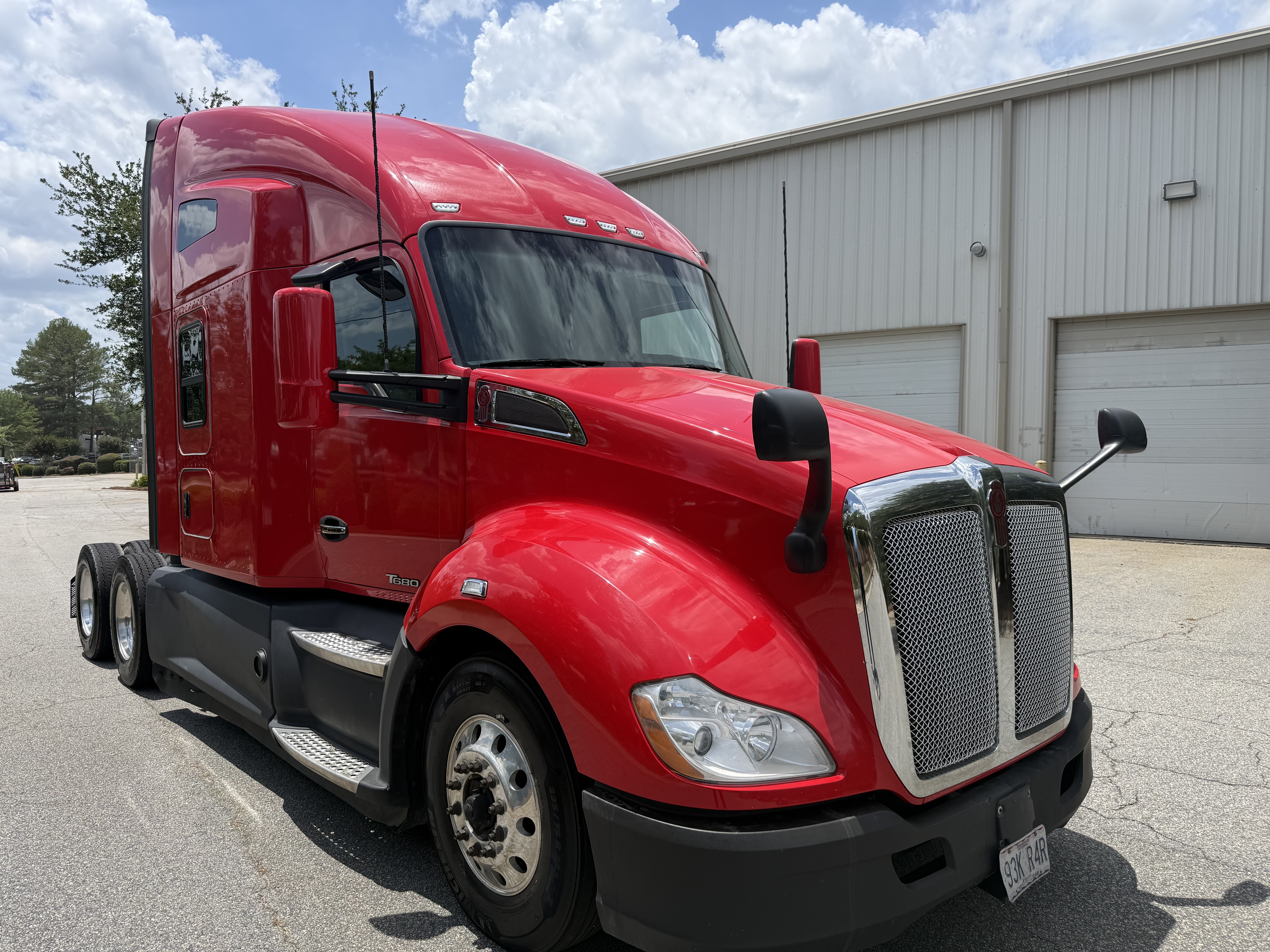 2022 KENWORTH T680 in Raleigh, NC