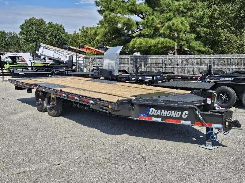 2025 DIAMOND C DET 22x102 in Broken Arrow, OK