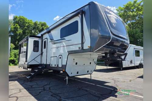 2027 Forest River Rv Rockwood Signature 403SDB in milford MA