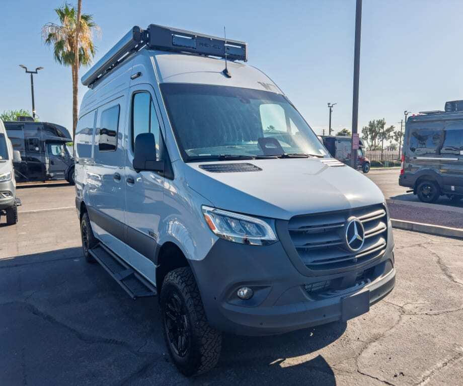 2027 Winnebago REVEL BMB44E-2.5-1 in phoenix AZ