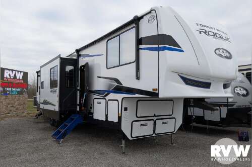 2027 Forest River Rogue Armored 391T145 in delaware OH