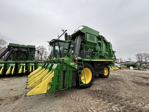 2021 John Deere CP690 in Alamo, TN