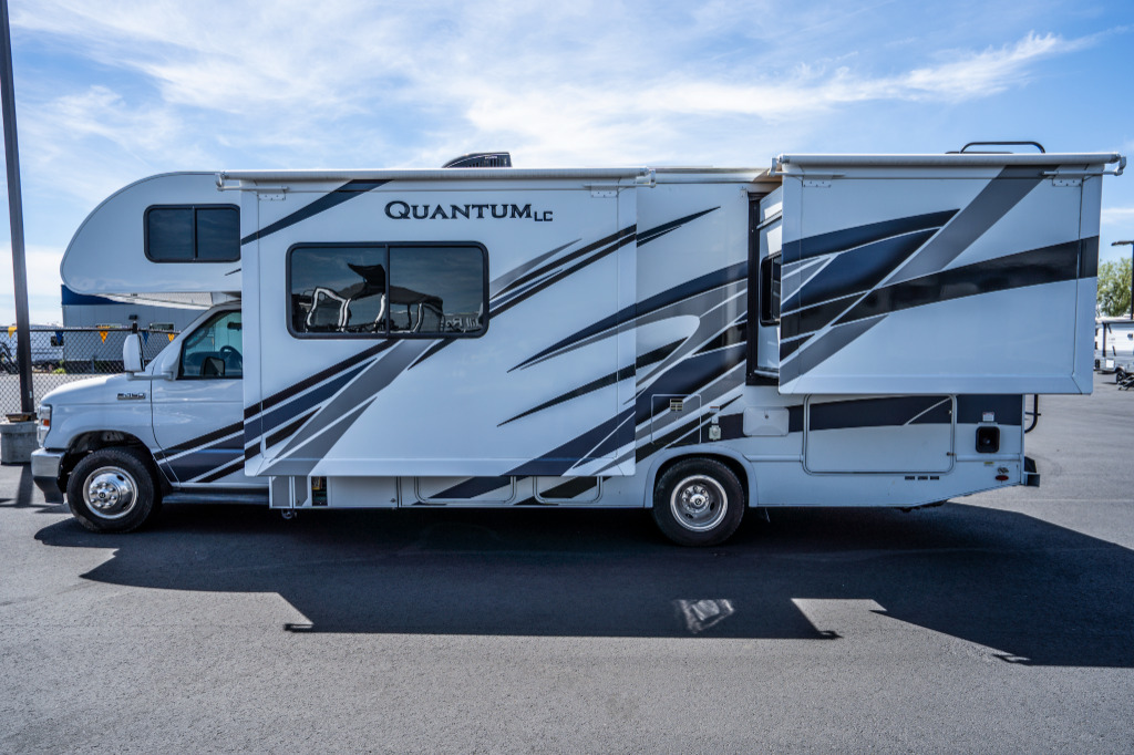 2021 Thor Motor Coach Quantum LC LC26 in pasco WA