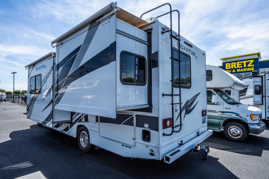 2021 Thor Motor Coach Quantum LC LC26 in pasco WA