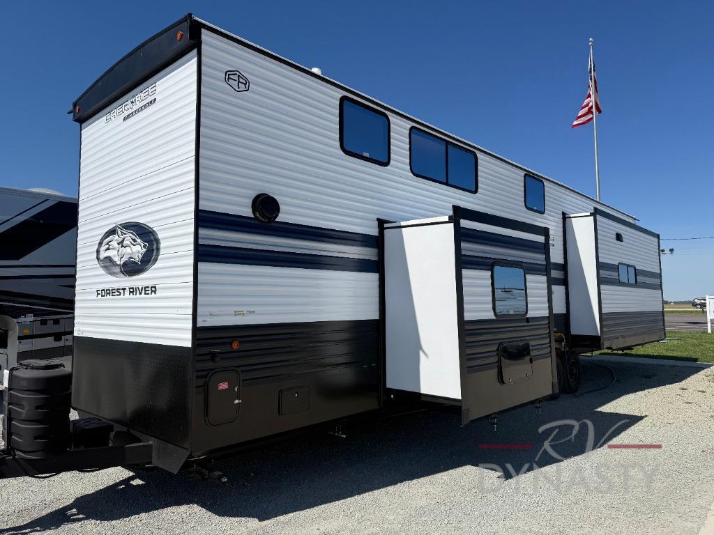 2027 Forest River Rv Cherokee Timberwolf 39JM in bunker hill IN
