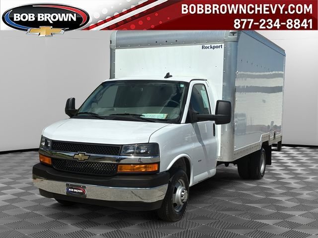 2024 CHEVROLET Express Cutaway 3500 in Urbandale, IA