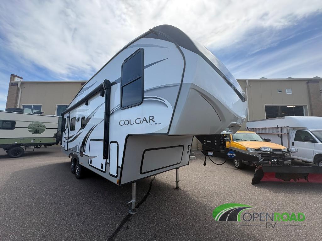 2023 Keystone Rv Cougar Half-Ton 24RDS in monticello MN