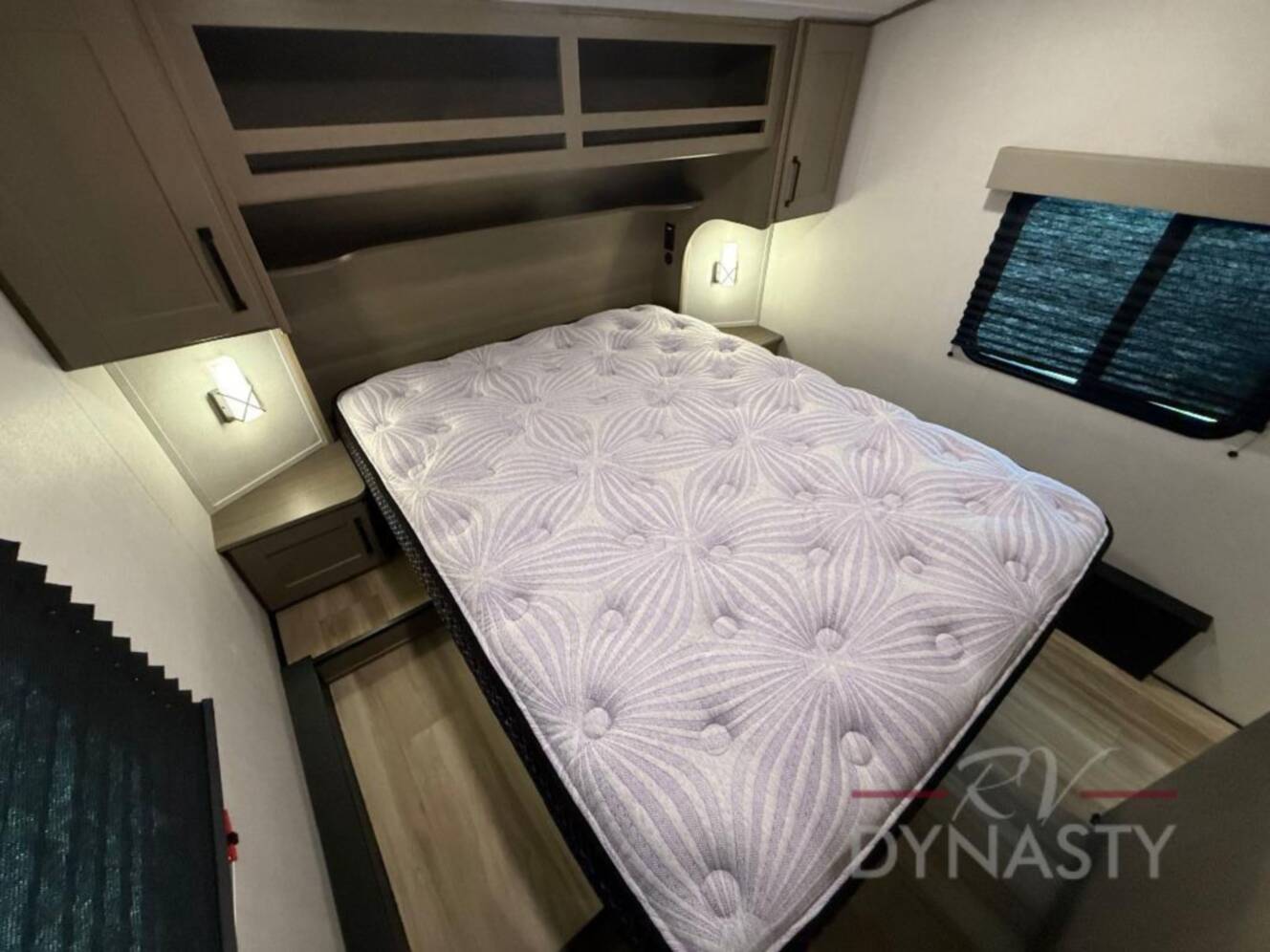 A photo of this 2025 Grand Design Reflection 100 Series 28RL