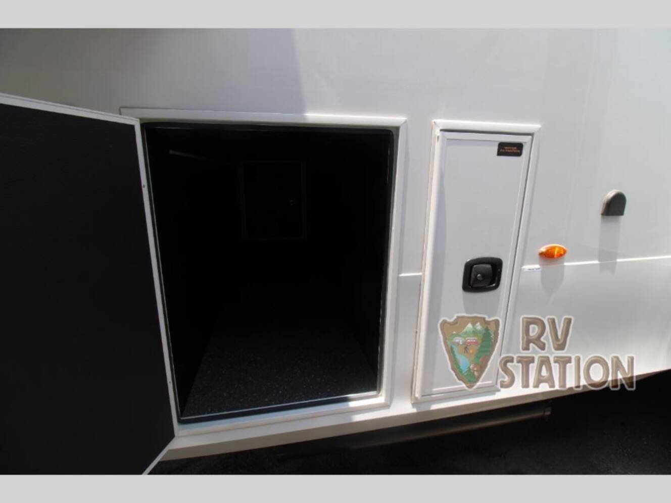 A photo of this 2027 Keystone Rv Montana 3800FL