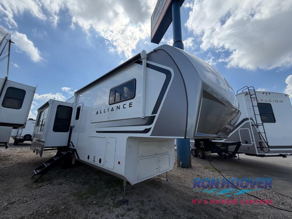 2027 Alliance Rv Paradigm 310RL in north willis TX