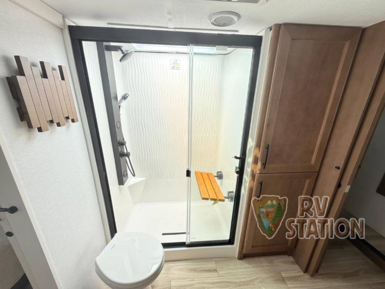 A photo of this 2026 Keystone Rv Montana 3900RK