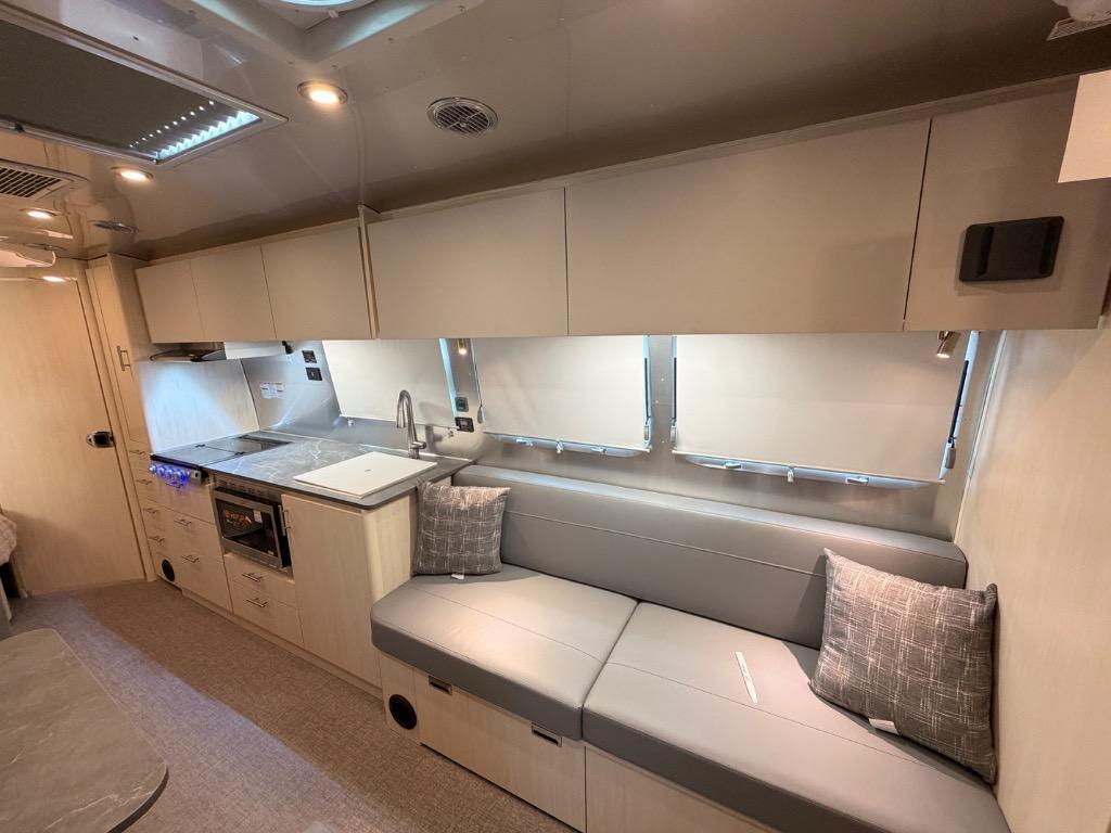 2026 Airstream Flying Cloud 30FB Bunk Twin in monroe NC