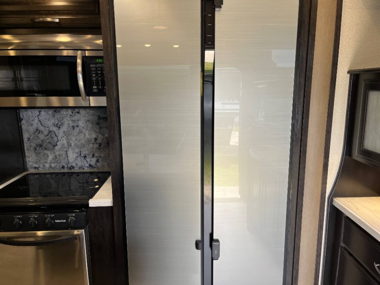 A photo of this 2018 Grand Design Momentum 376TH