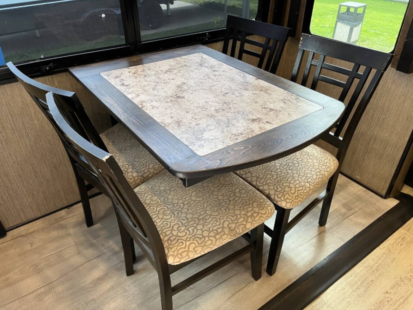 A photo of this 2018 Grand Design Momentum 376TH